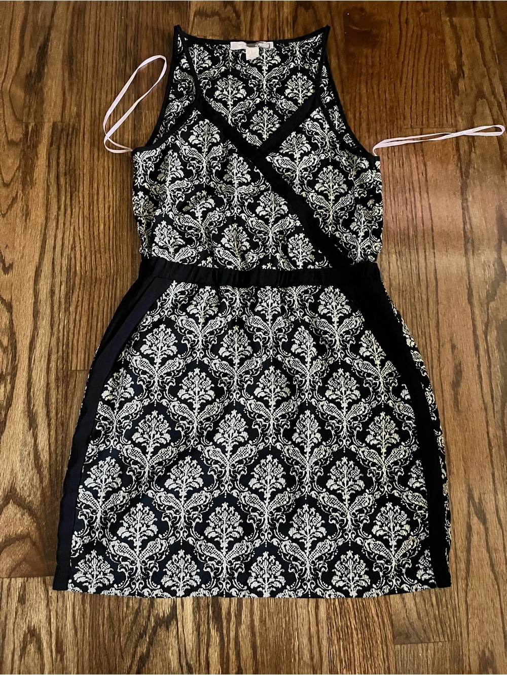Forever 21 Black and White Damask Sleeveless Mini Dress